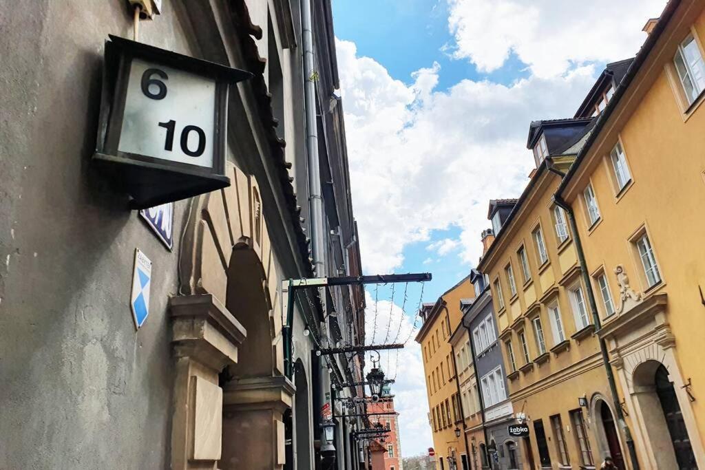 Old Town - Piwna Street Warszawa